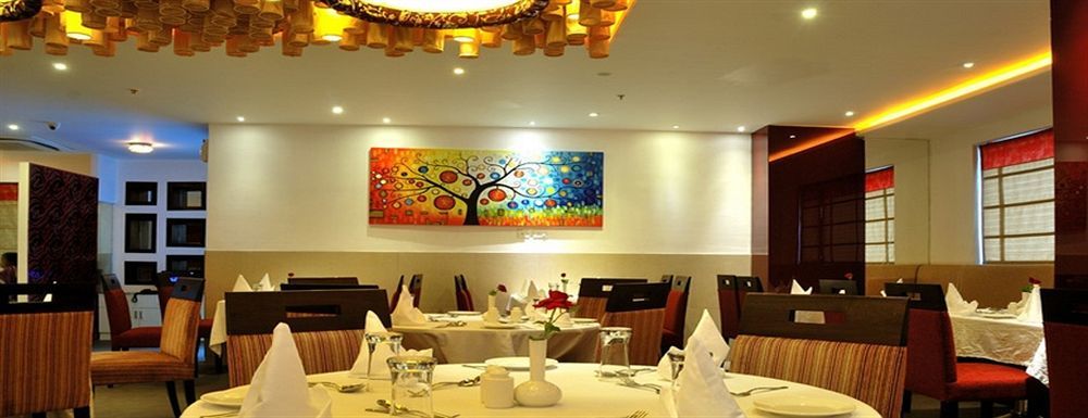 Green Leaves Hotel Hyderabad Bagian luar foto